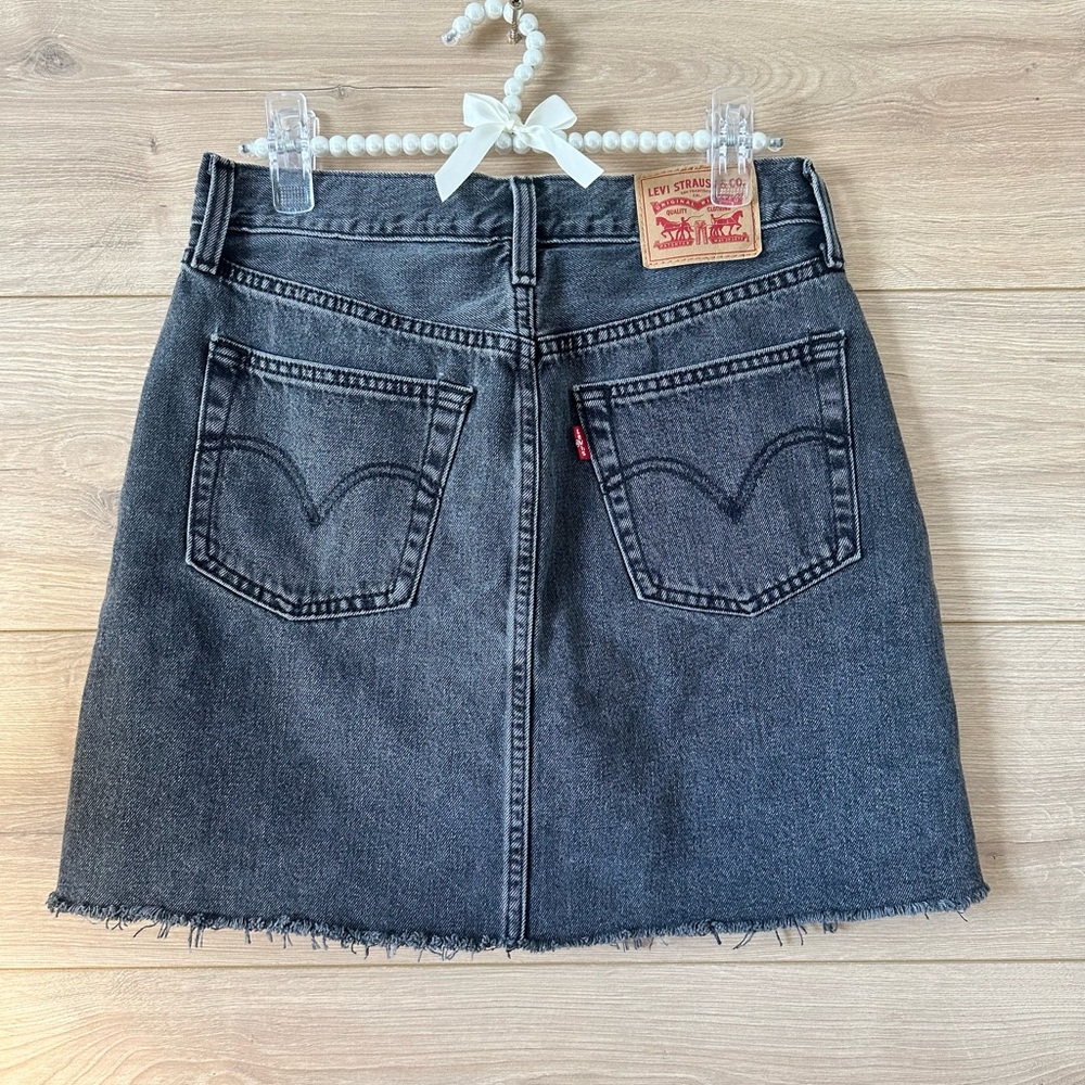 Levi's Charcoal Denim Skirt